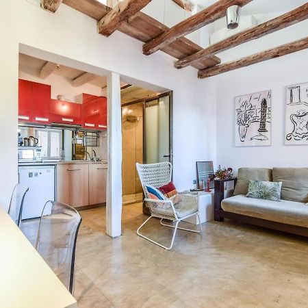 Apartamento En La Plaza De Lavapies Para 4 Personas Madrid Exterior foto