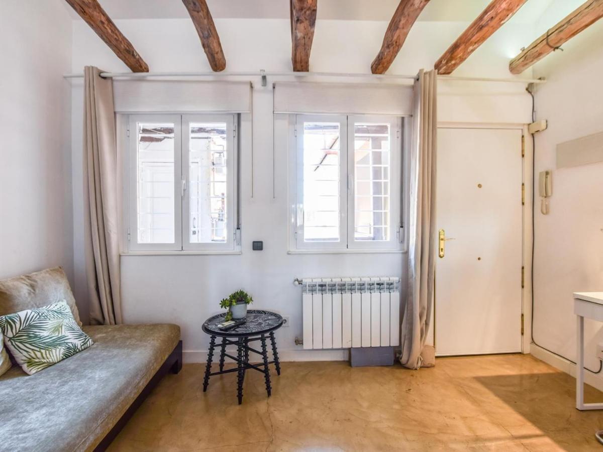 Apartamento En La Plaza De Lavapies Para 4 Personas Madrid Exterior foto