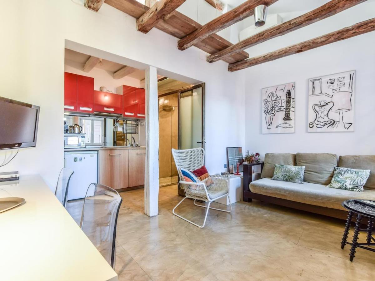 Apartamento En La Plaza De Lavapies Para 4 Personas Madrid Exterior foto