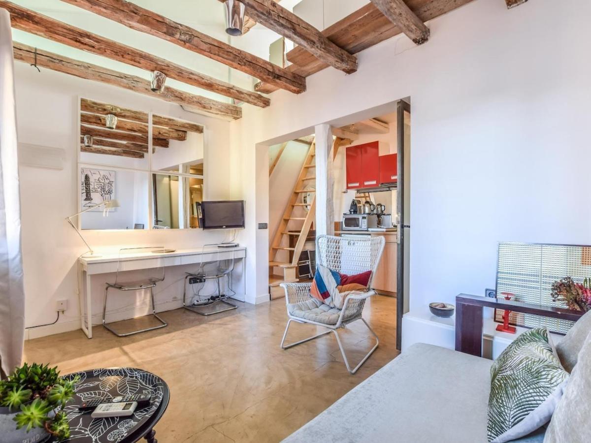 Apartamento En La Plaza De Lavapies Para 4 Personas Madrid Exterior foto