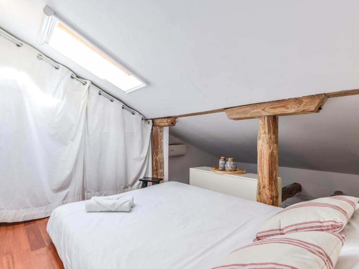 Apartamento En La Plaza De Lavapies Para 4 Personas Madrid Exterior foto